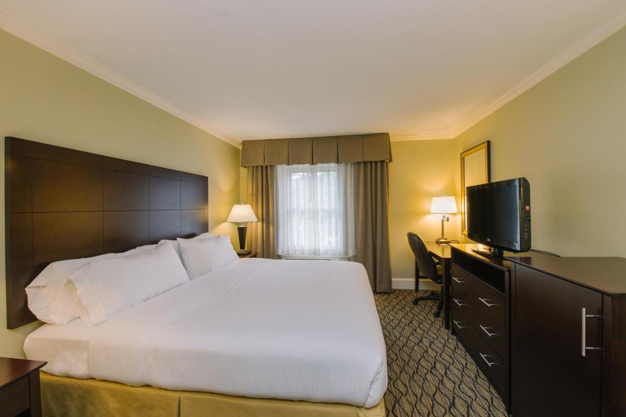 Holiday Inn Express And Suites Merrimack By Ihg Exterior foto