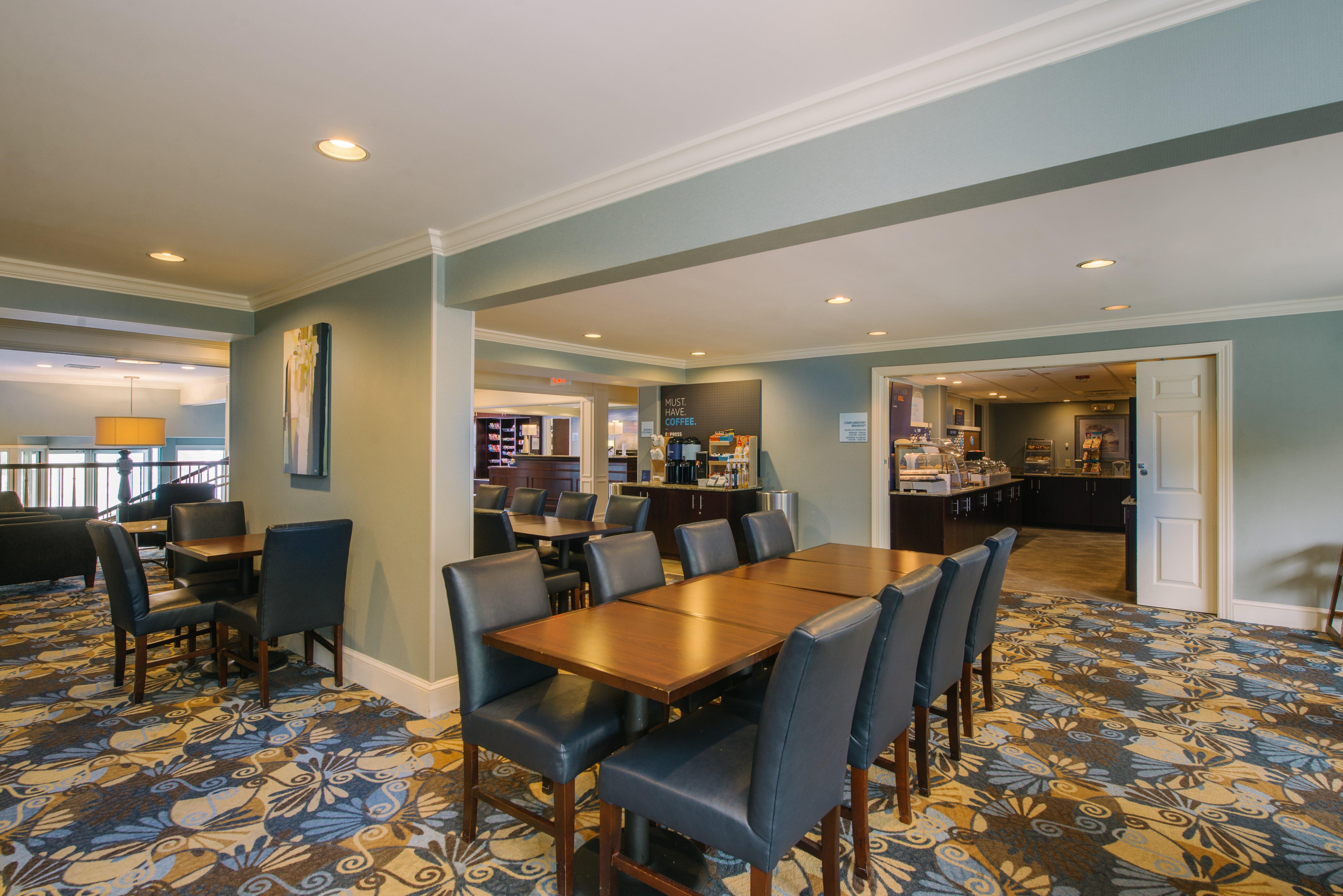 Holiday Inn Express And Suites Merrimack By Ihg Exterior foto