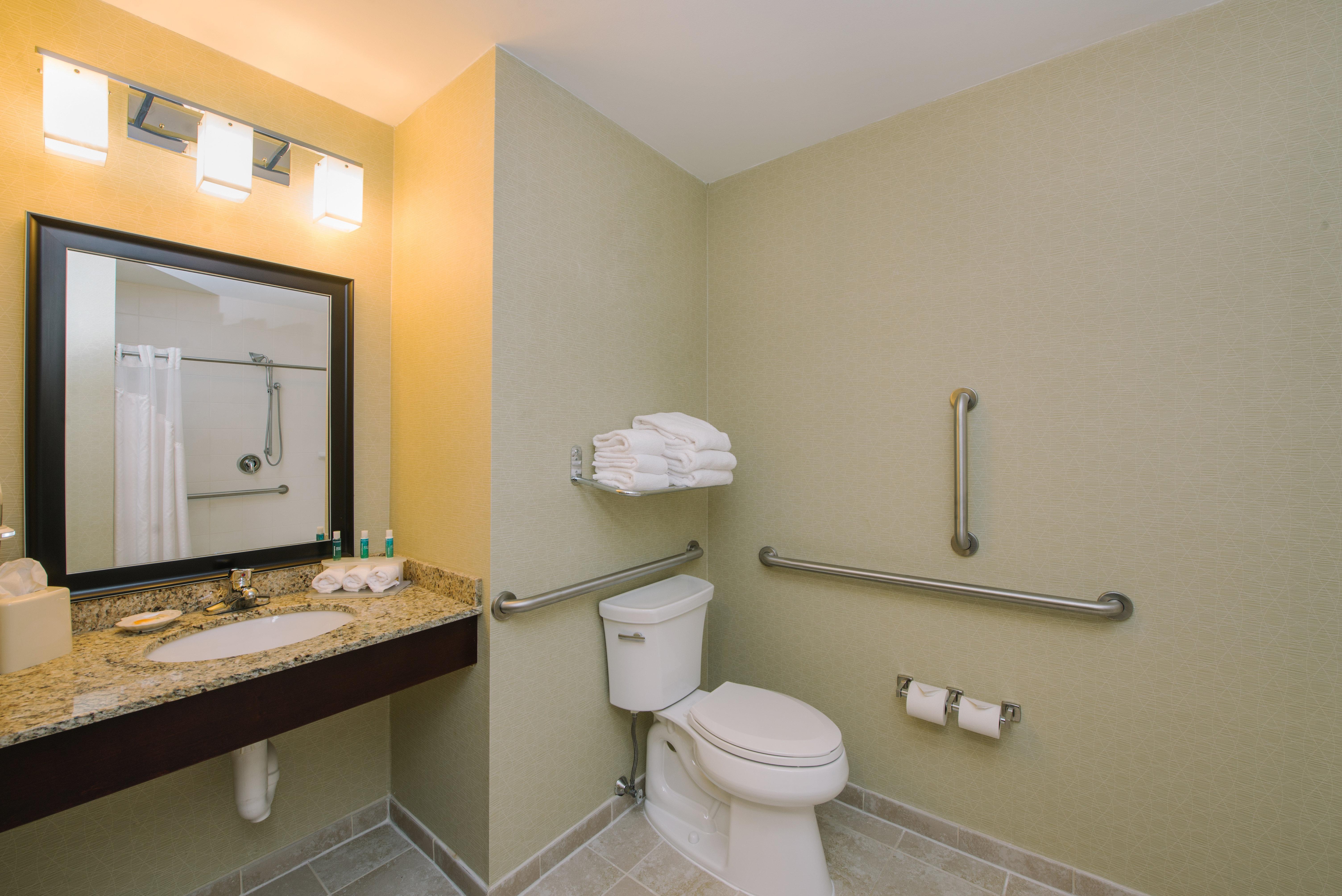 Holiday Inn Express And Suites Merrimack By Ihg Exterior foto